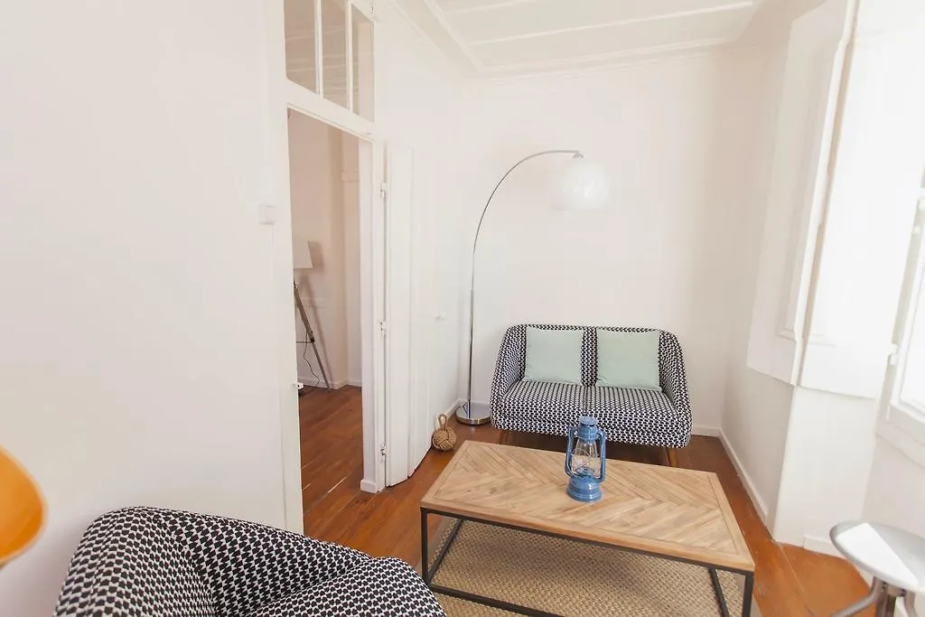 Lovelystay - Cosy Bairro Alto Duplex Lissabon