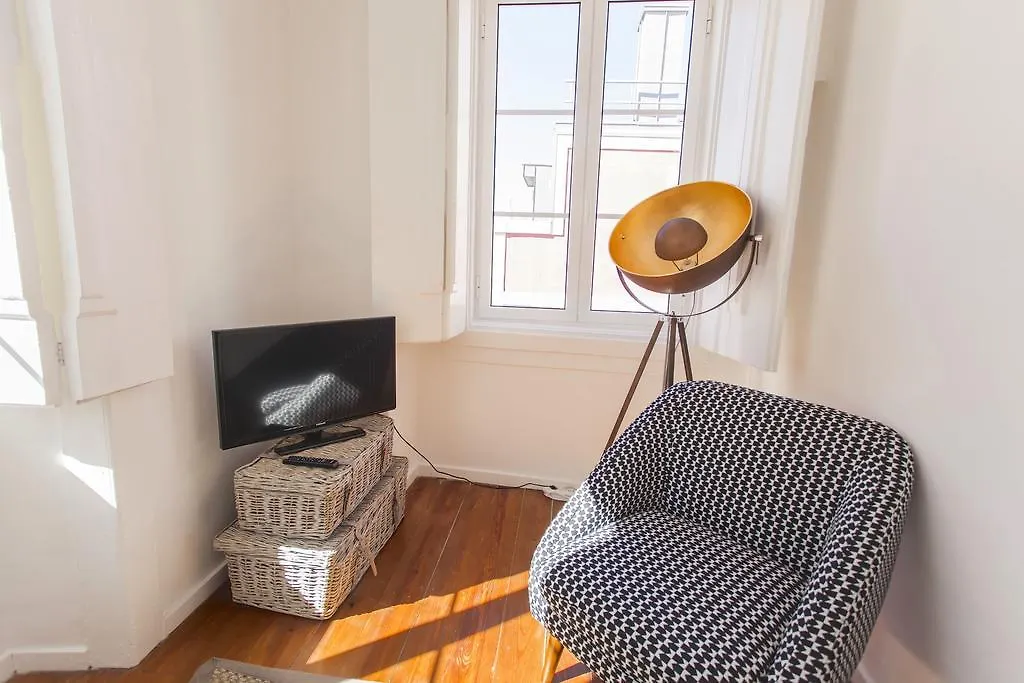 Lovelystay - Cosy Bairro Alto Duplex Lissabon 0*,