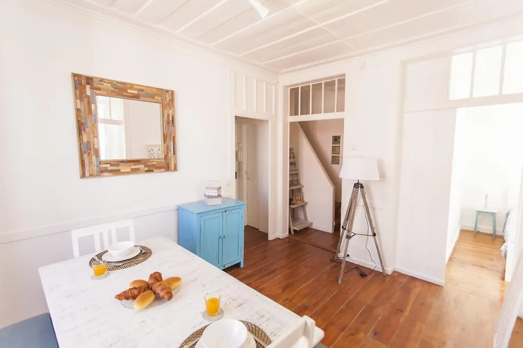 ליסבון Lovelystay - Cosy Bairro Alto Duplex 0*,